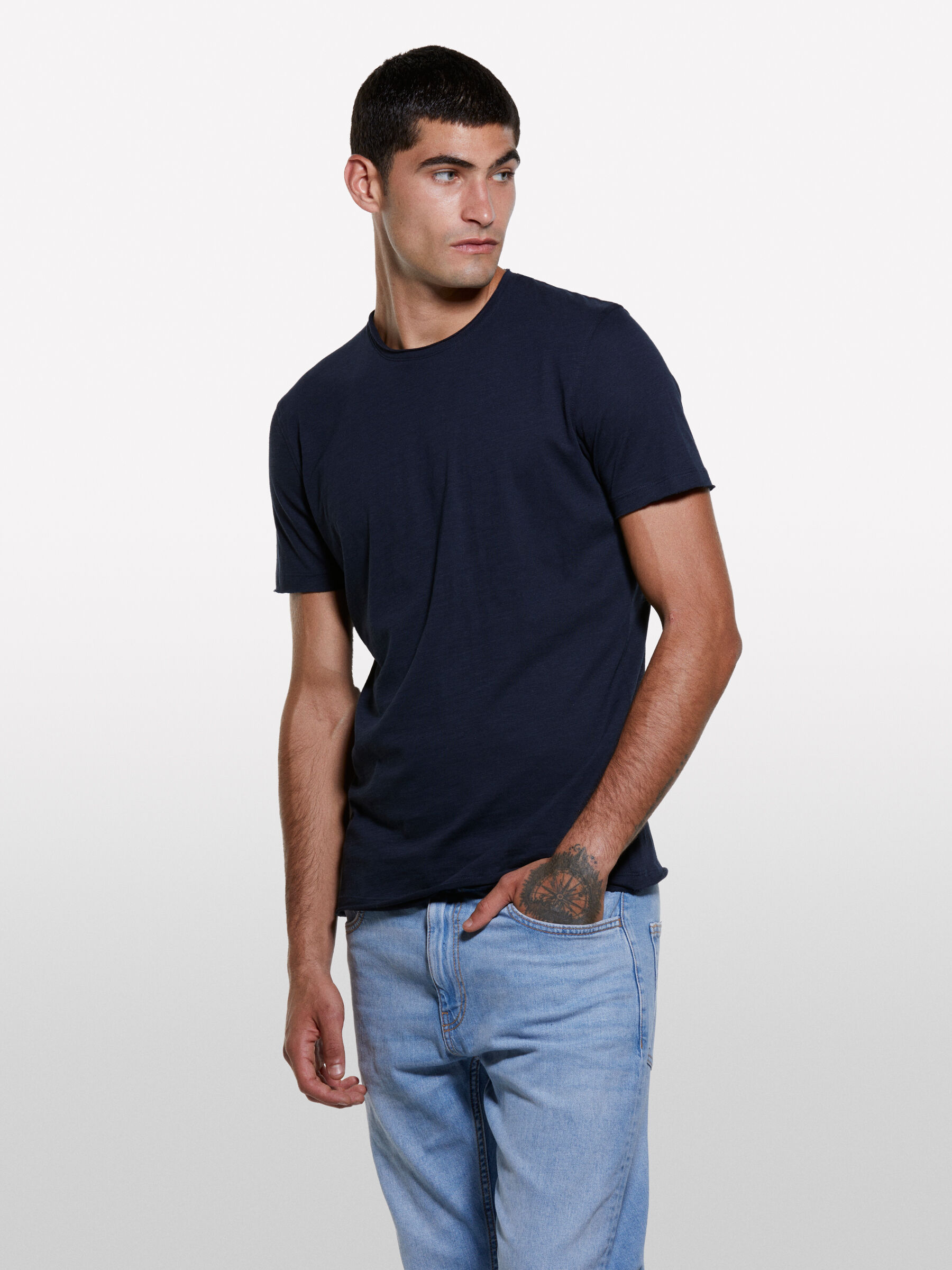 T-SHIRT Homme image number null