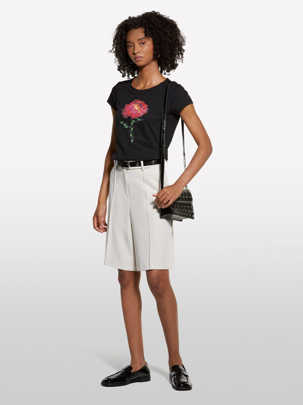 T-shirt noir à imprimé floral T-shirt noir à imprimé floral - t-shirts à manches courtes pour femme | Sisley