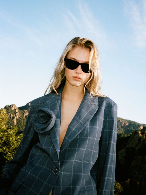 Blazer à carreaux avec broche - blazers pour femme | Sisley