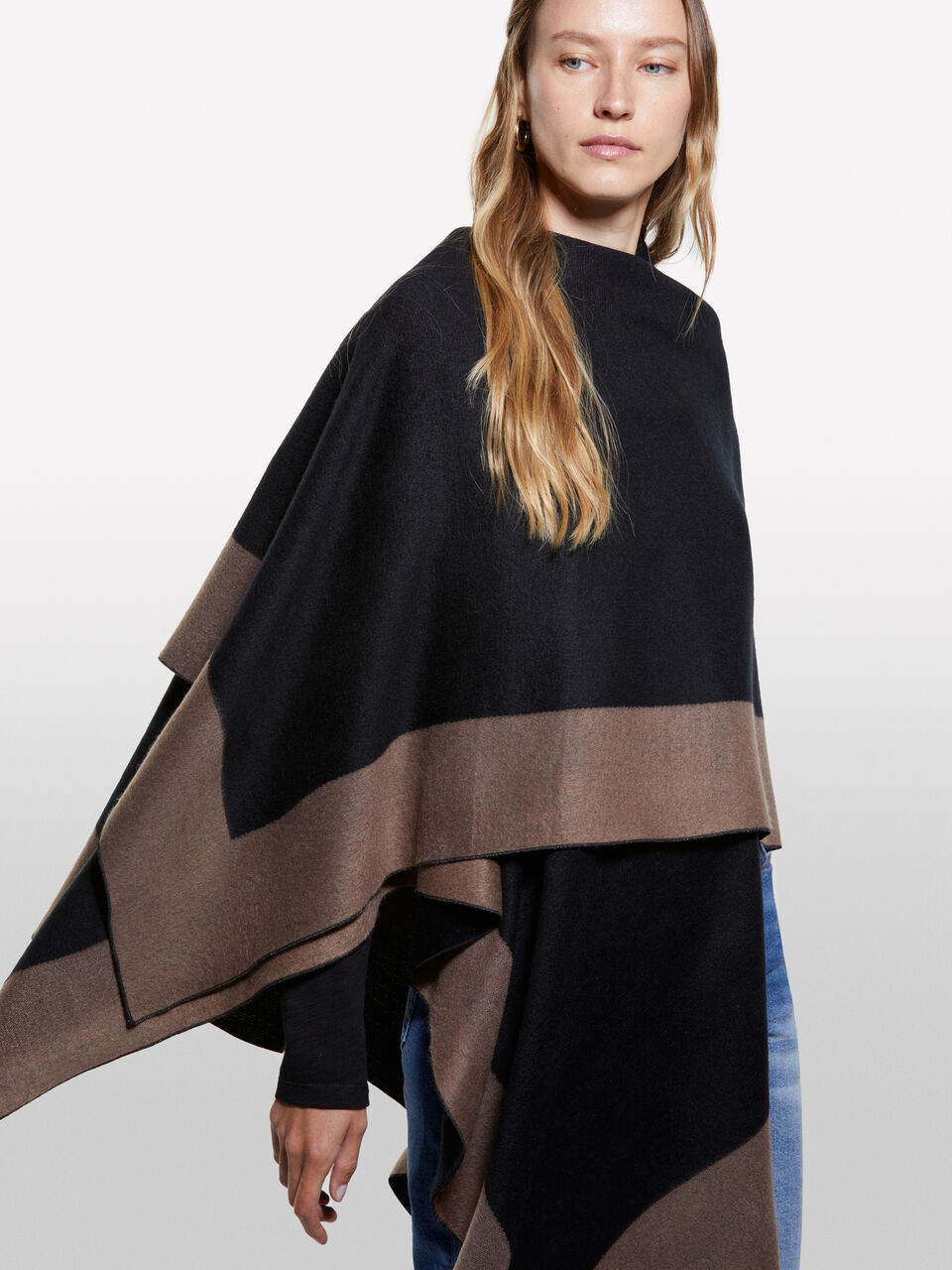 CAPE Femme image number null
