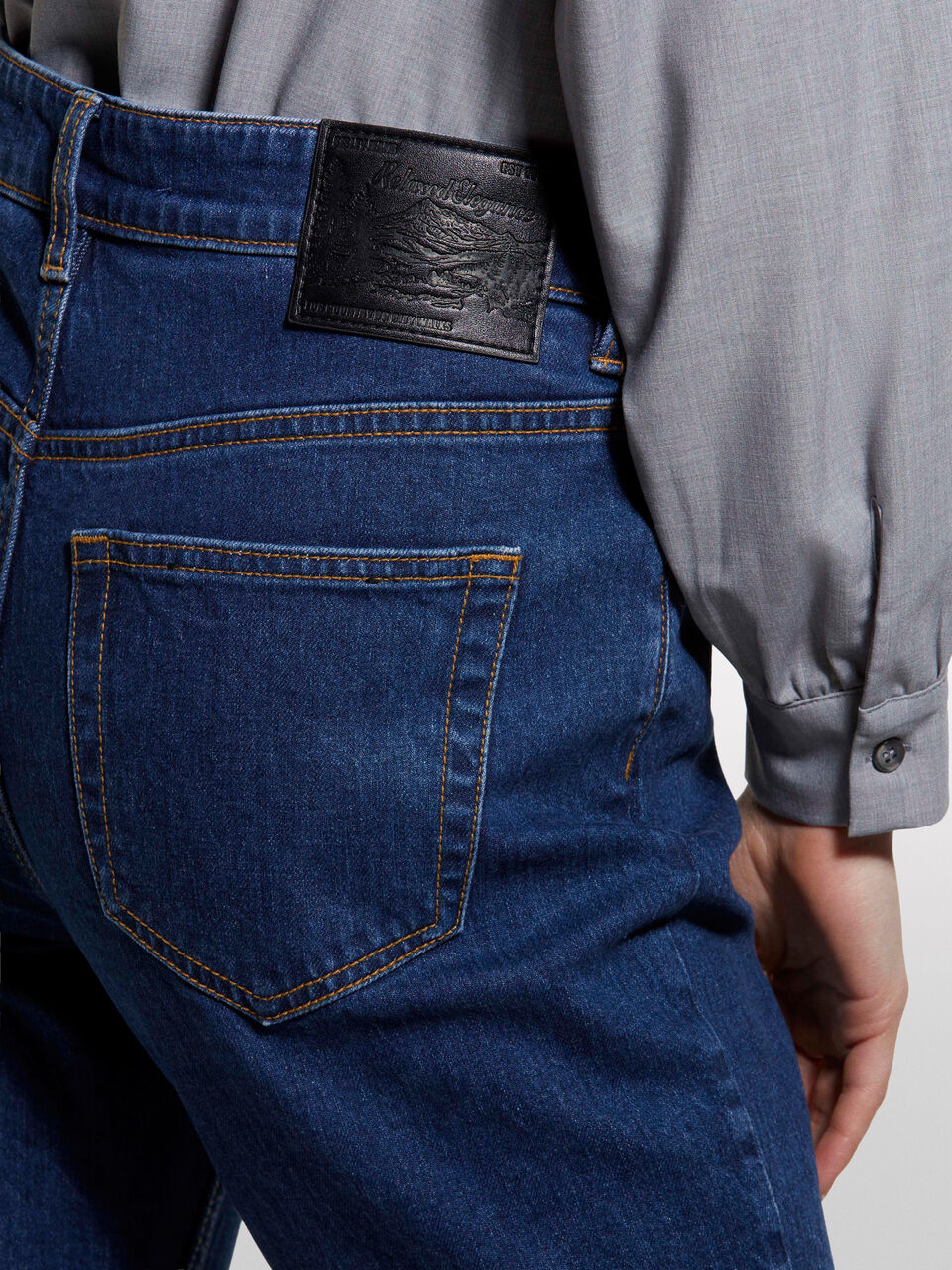 TROUSERS Femme image number null