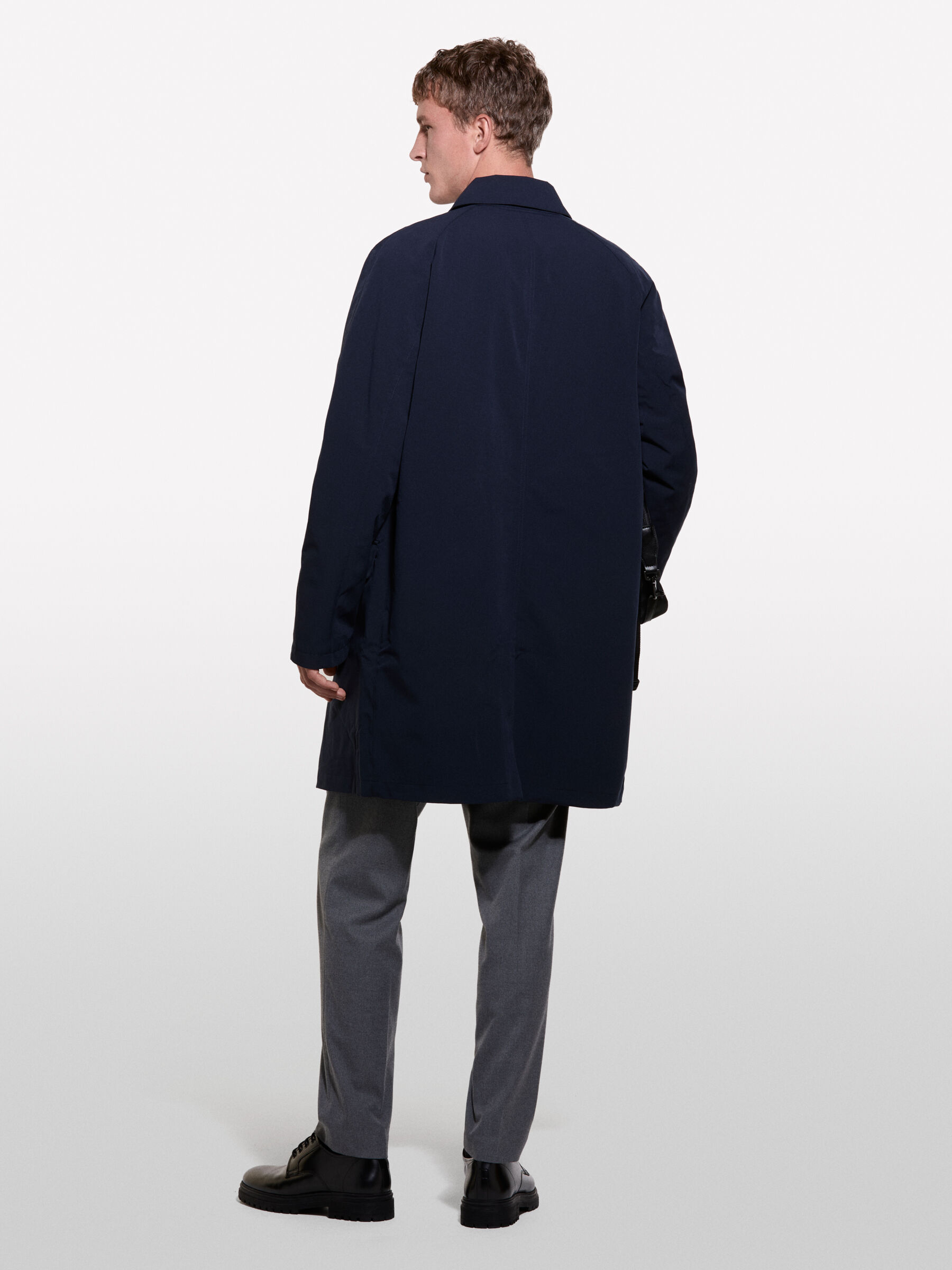 COAT Homme image number null