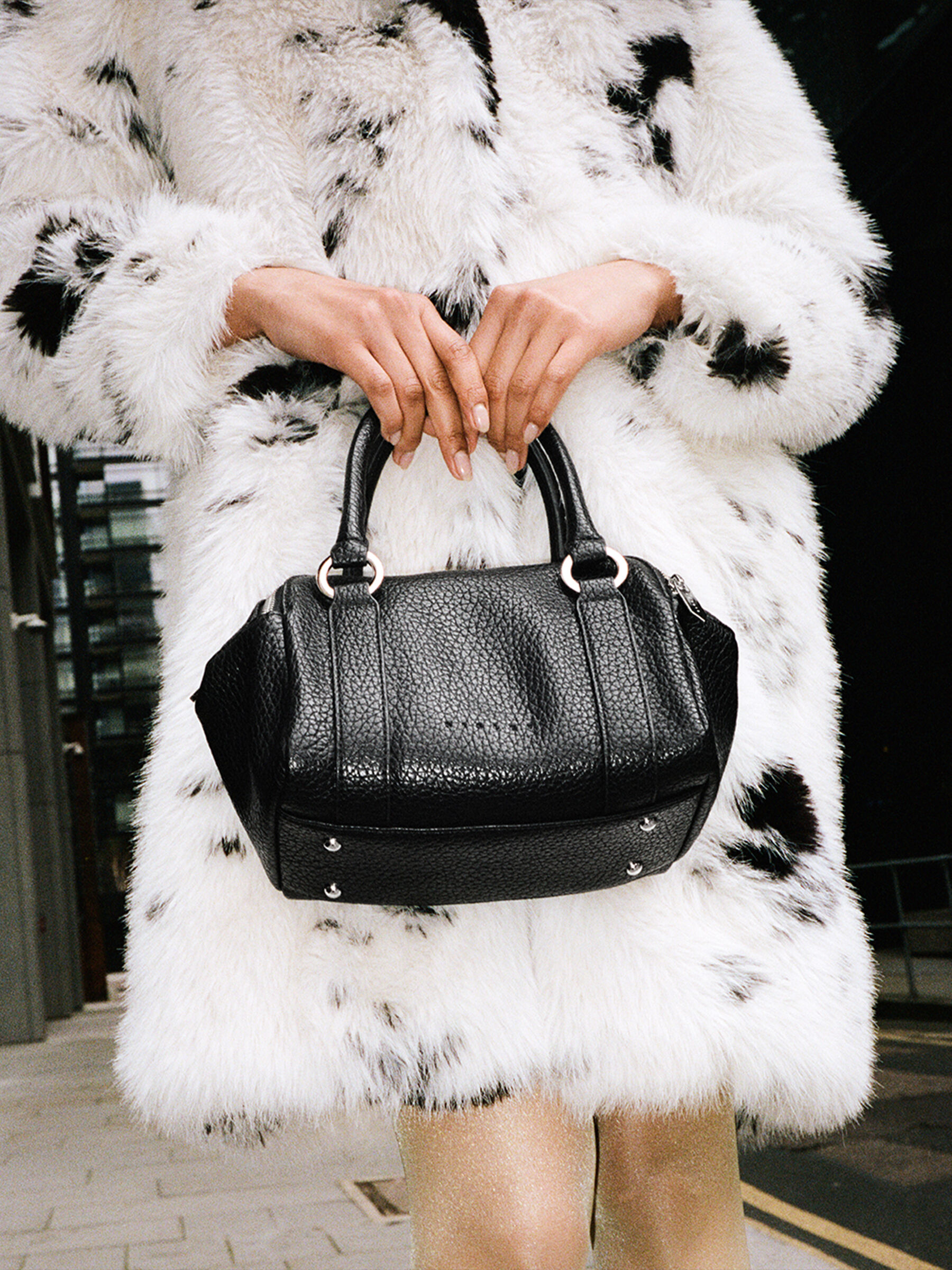 Sacs Porte Epaule et Bandouliere signes Sisley