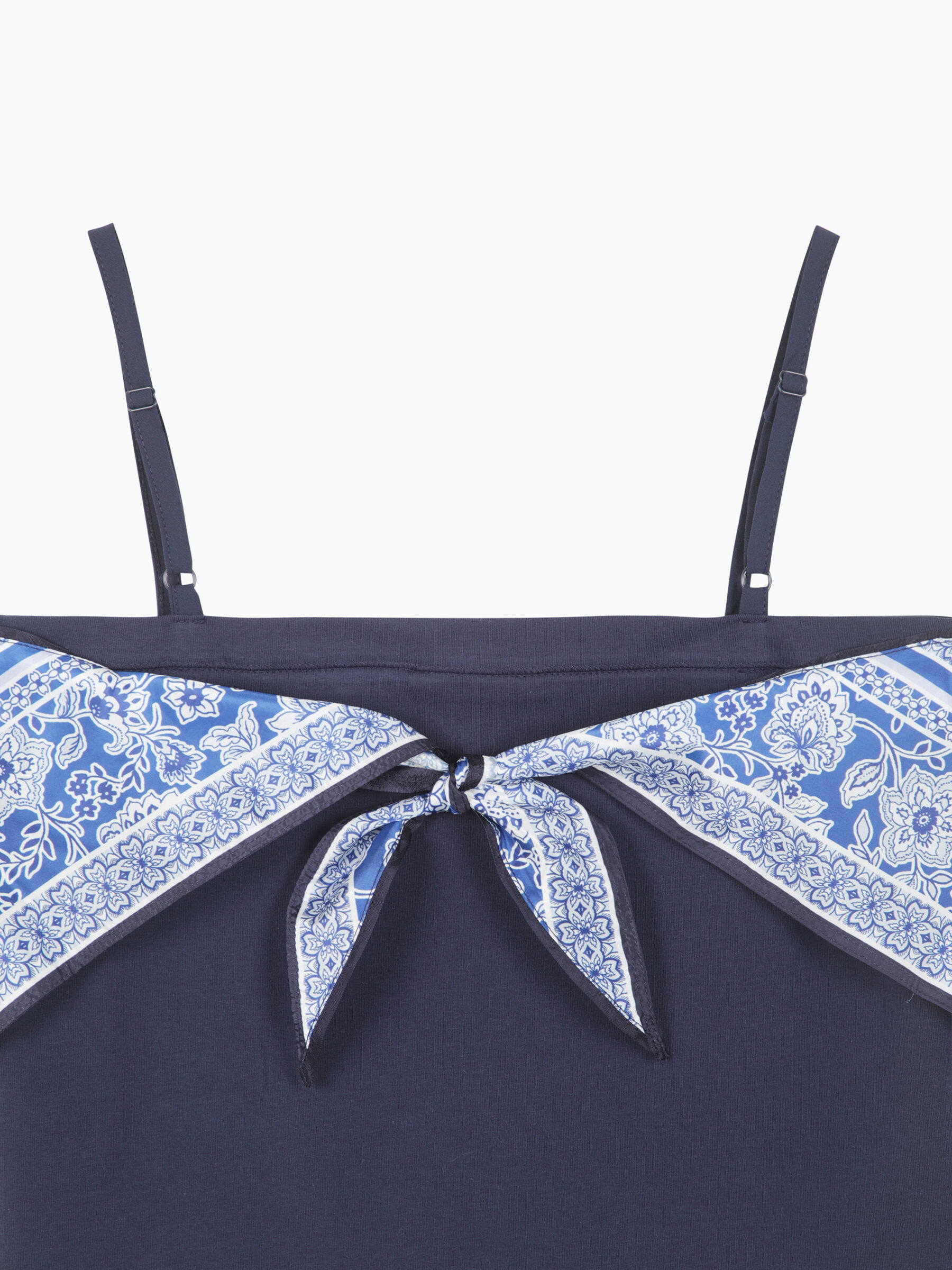 TOP Femme image number null