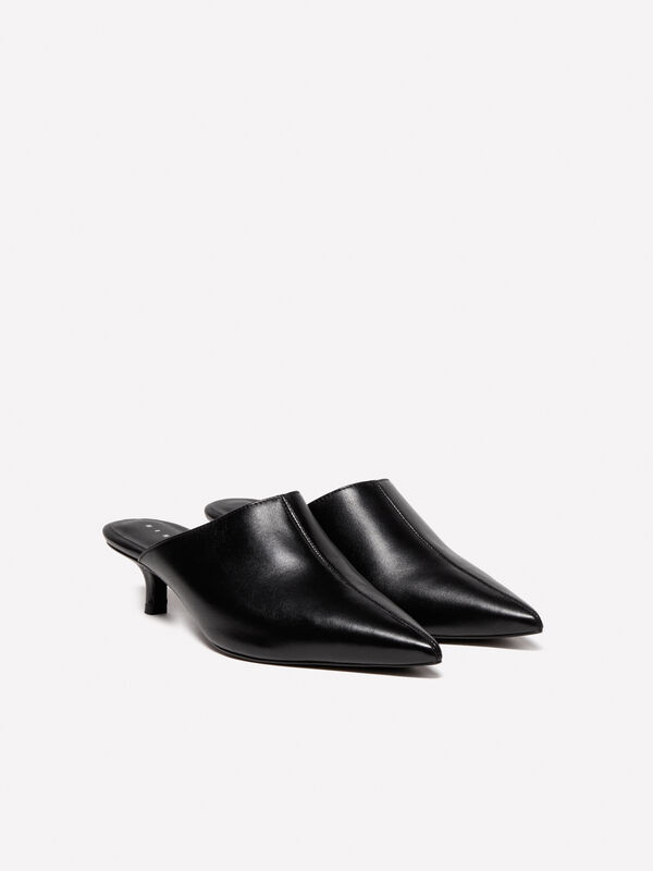 Sabots noirs en 100 % cuir - chaussures à talon femme | Sisley