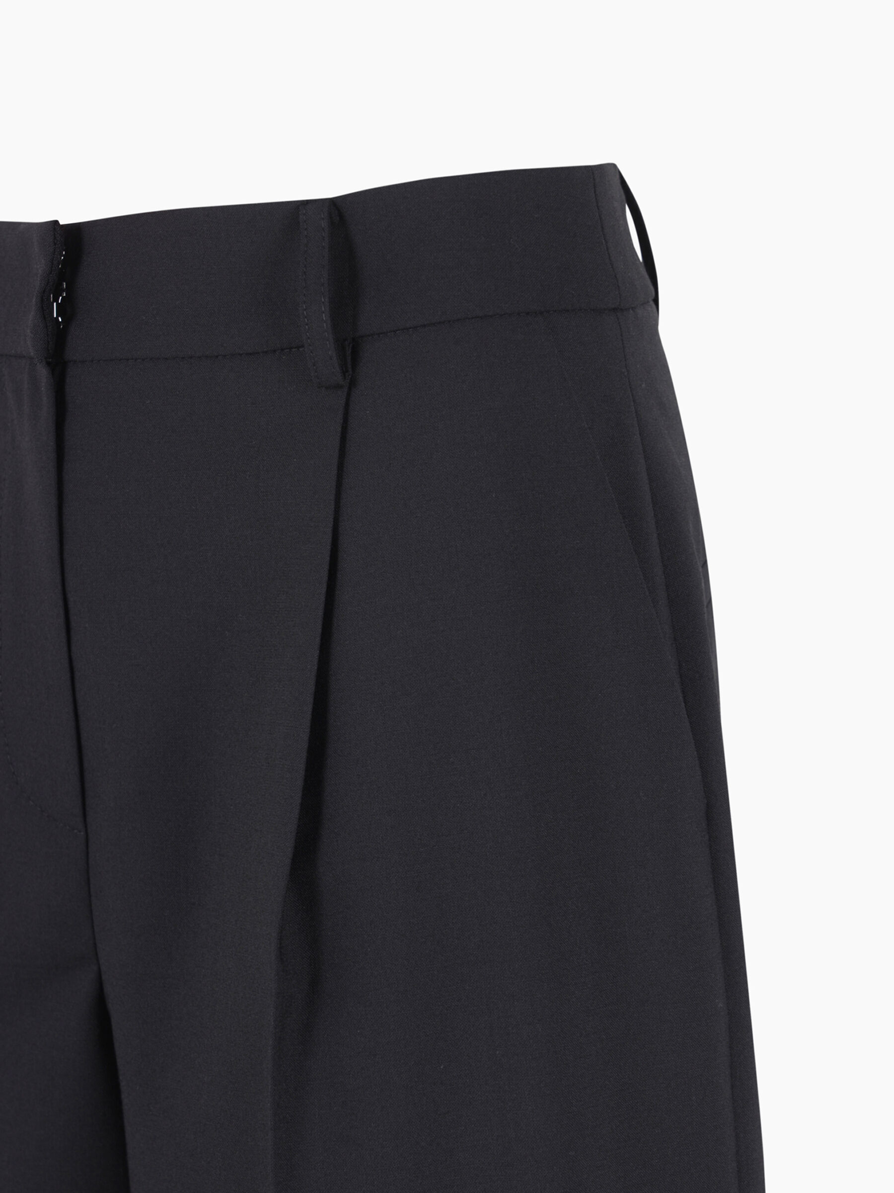 BERMUDA Femme image number null