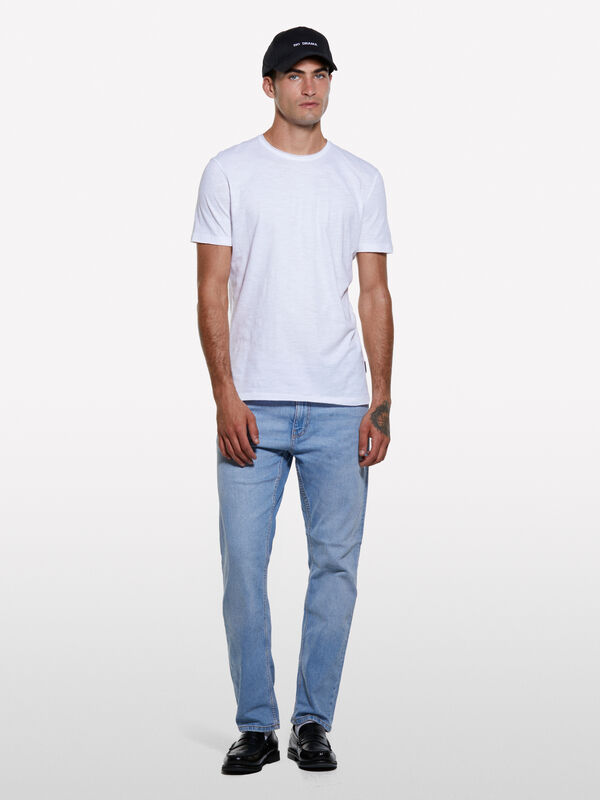T-shirt blanc slim à manches courtes T-shirt blanc slim à manches courtes - t-shirts à manches courtes pour homme | Sisley