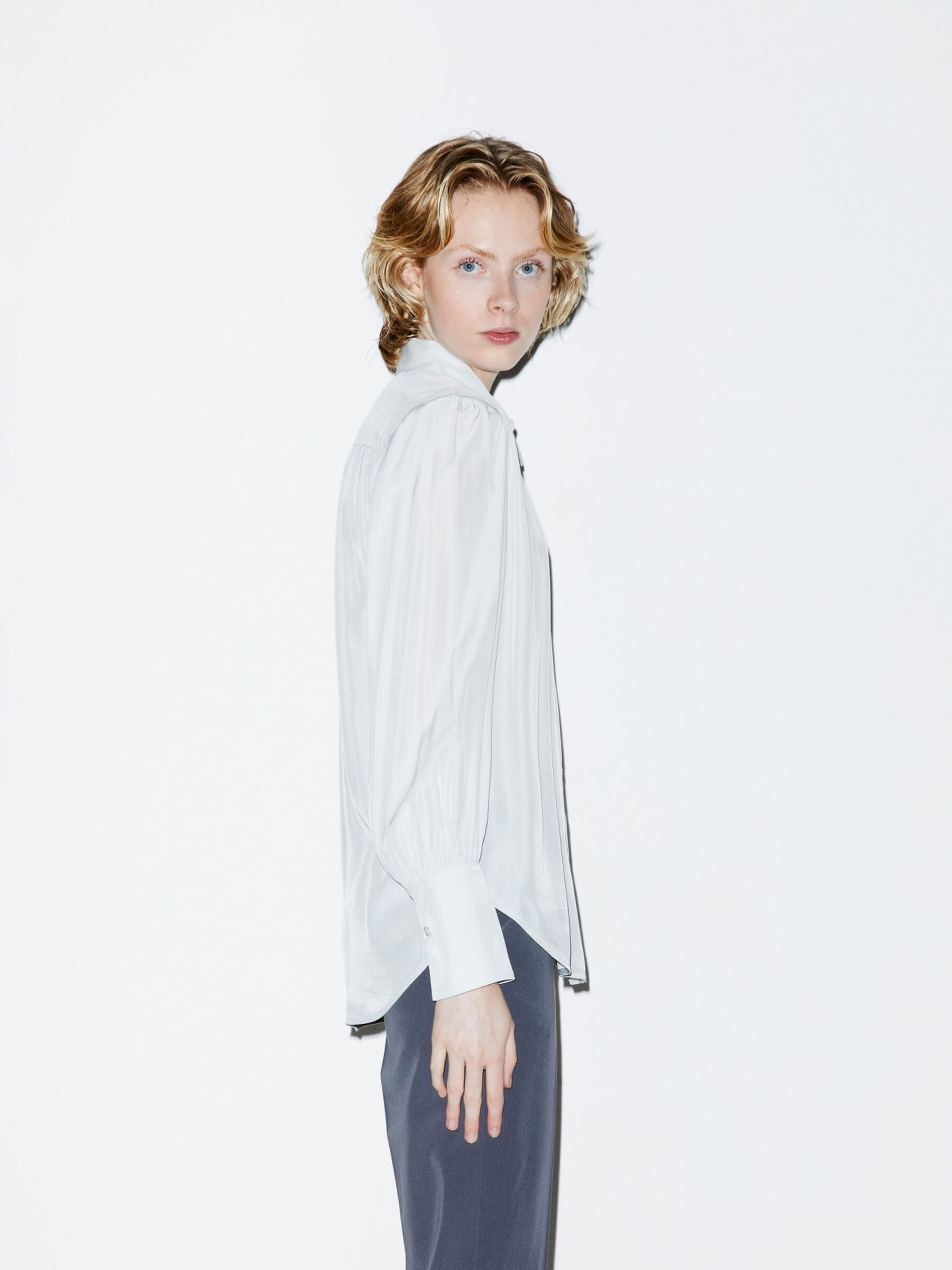 Chemise en satin Femme image number null