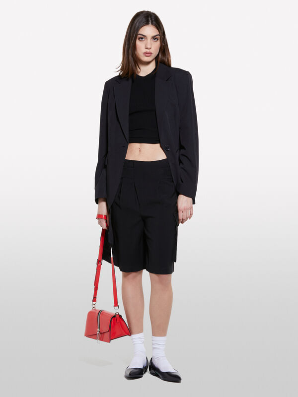 Bermuda noir à grandes poches - shorts pour femme | Sisley
