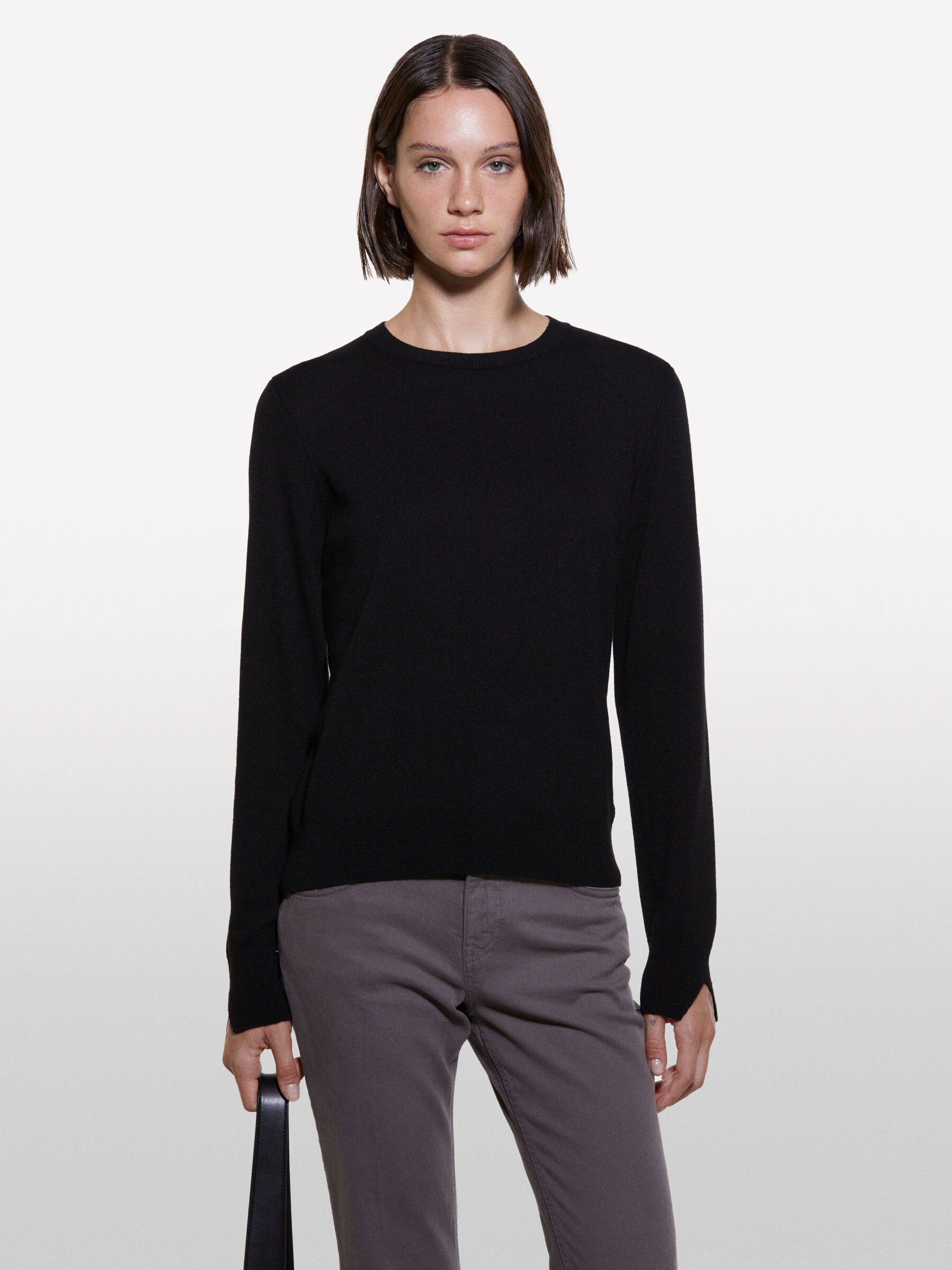 Pull regular noir a col rond Noir Sisley