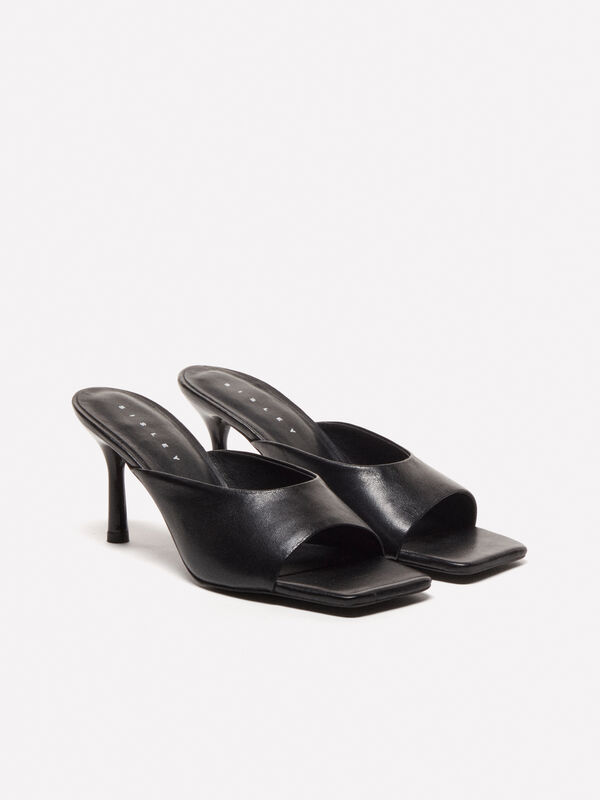 Sandales mules en cuir noir - chaussures à talon femme | Sisley