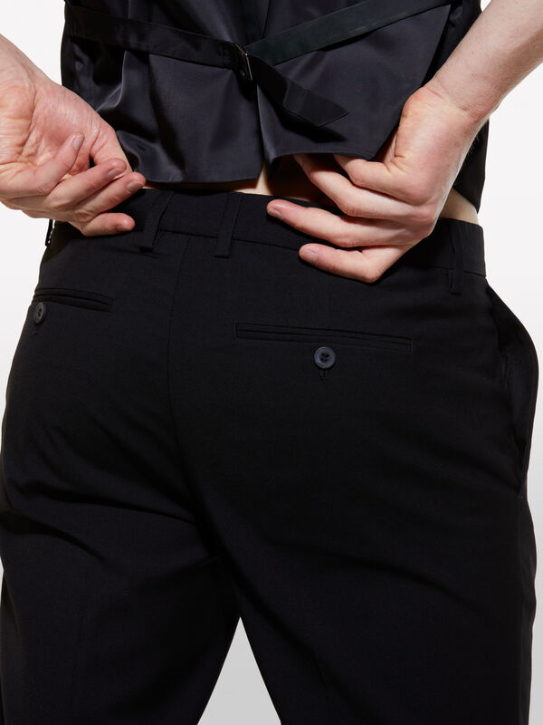 Pantalon slim élégant noir - pantalons slim pour homme | Sisley