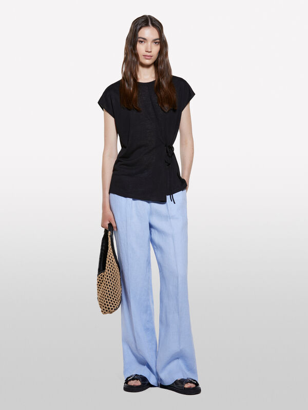 T-shirt noir &agrave; lacets - t-shirts &agrave; manches courtes pour femme | Sisley