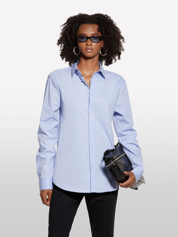 Chemise slim bleu clair Chemise slim bleu clair - chemises pour femme | Sisley