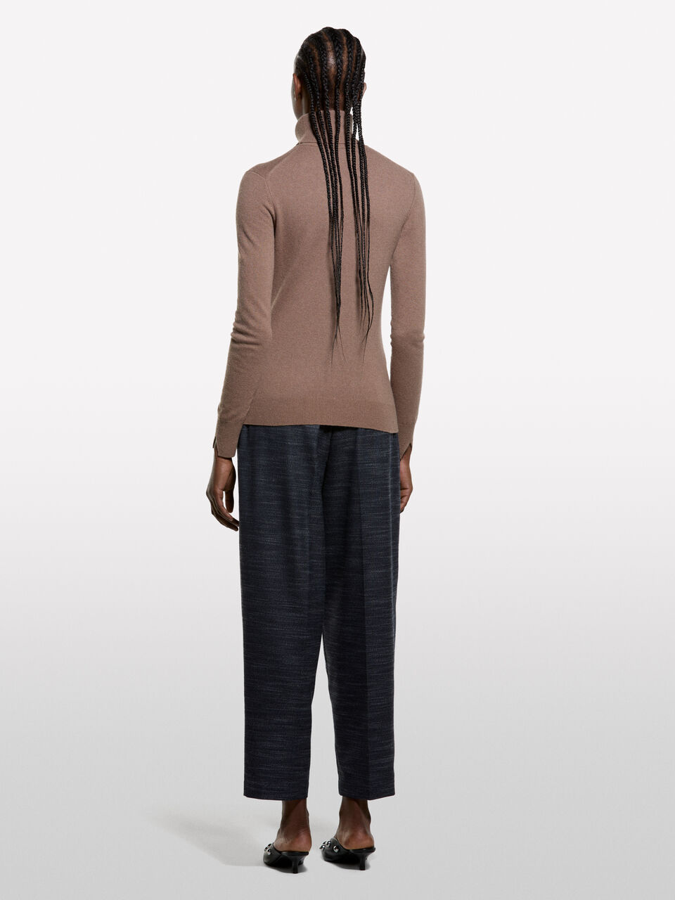 TURTLE NECK SWEATER Femme image number null