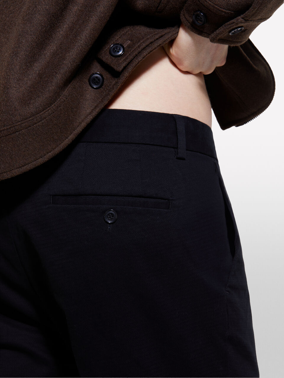 TROUSERS Homme image number null