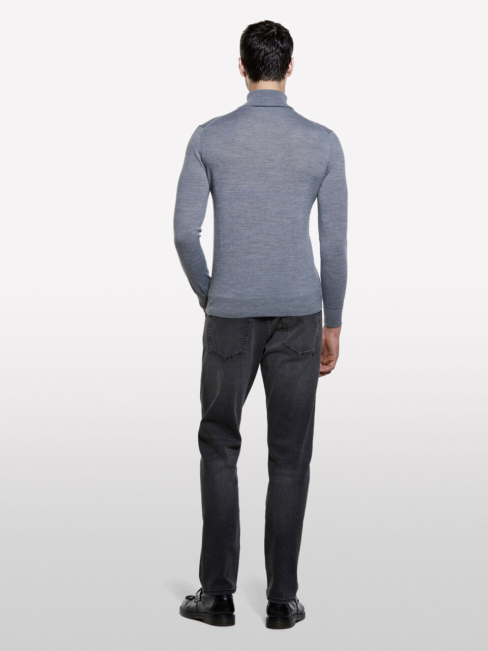 TURTLE NECK SWEATER Homme image number null