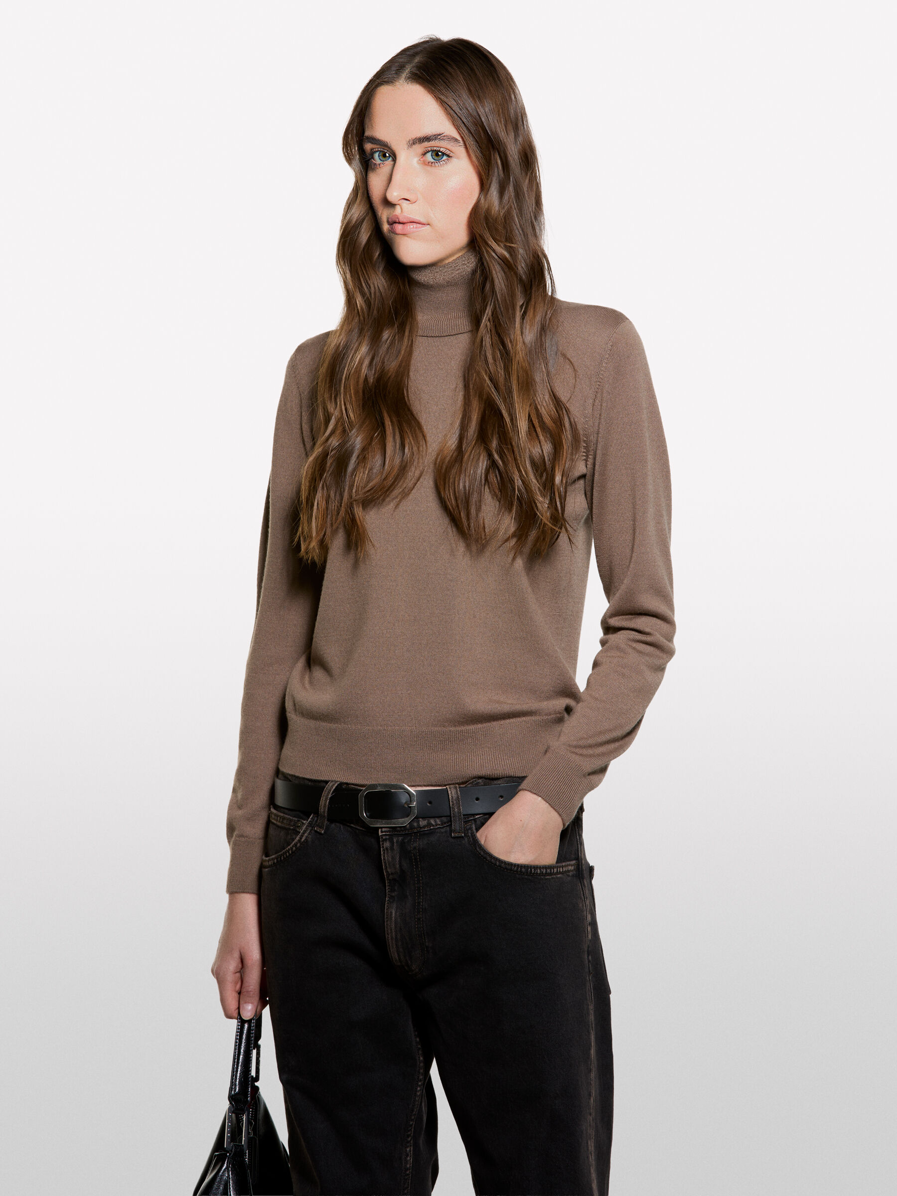 TURTLE NECK SWEATER Femme image number null