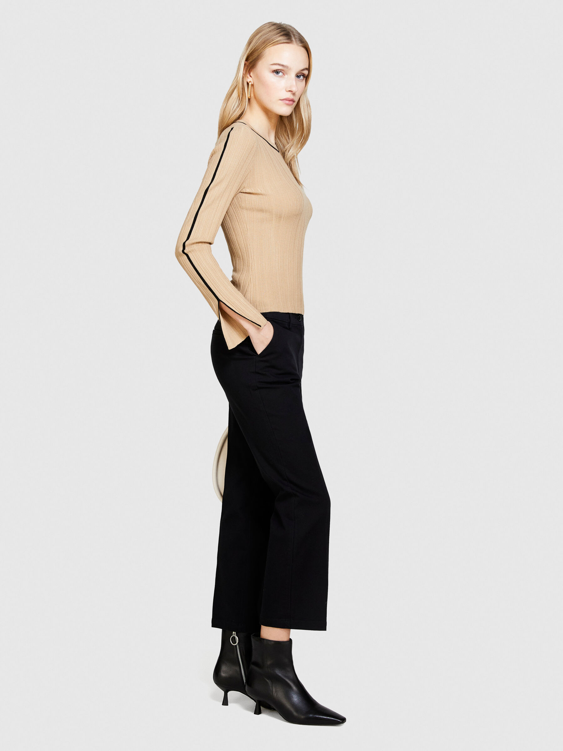 Pantalon trompette Noir Sisley