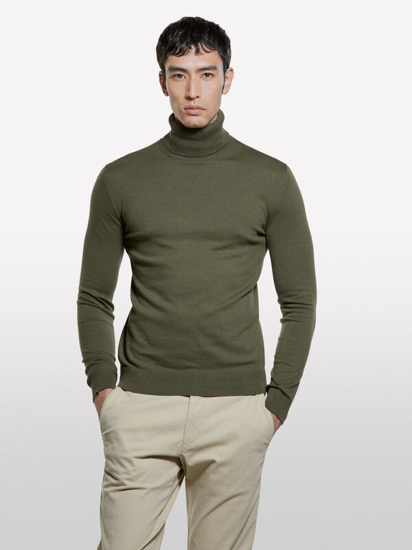 Pull vert olive &agrave; col montant - pulls col montant pour homme | Sisley