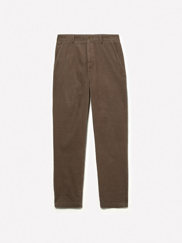 Chino marron en velours à bords-côtes - pantalons slim pour homme | Sisley