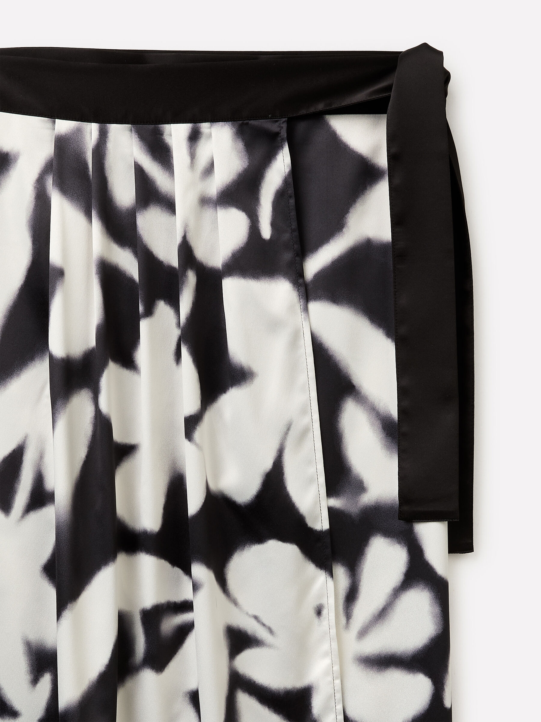 PAREO - SHAWLS Femme image number null