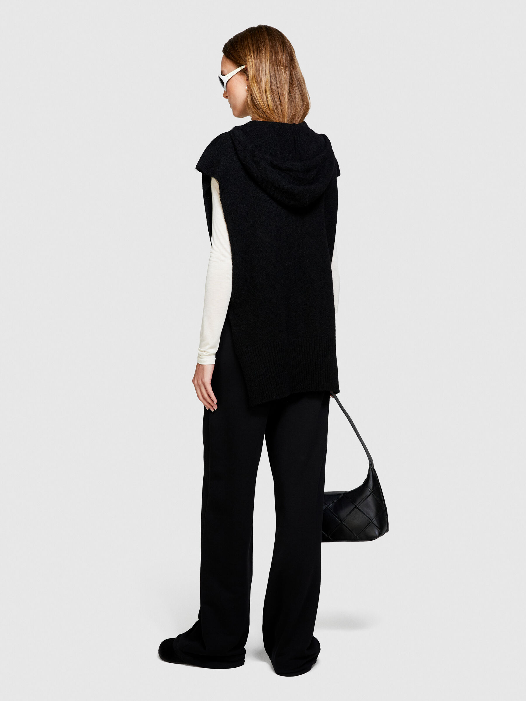 Cape à sales capuche femme