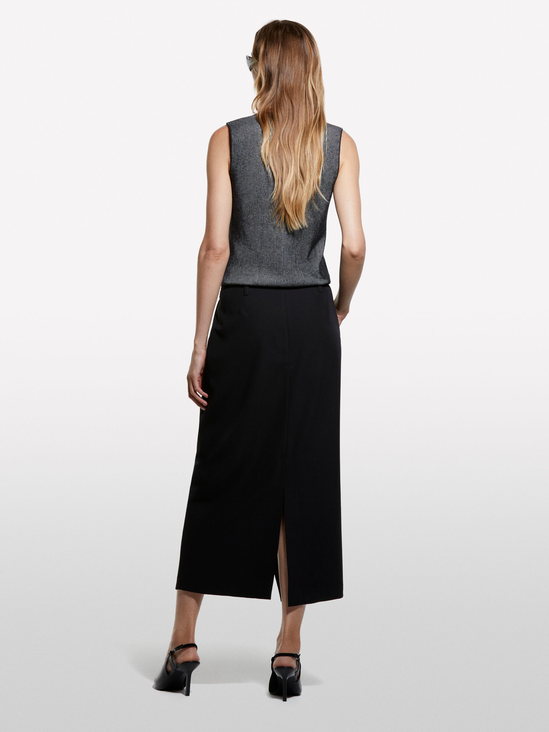 TOP Femme image number null