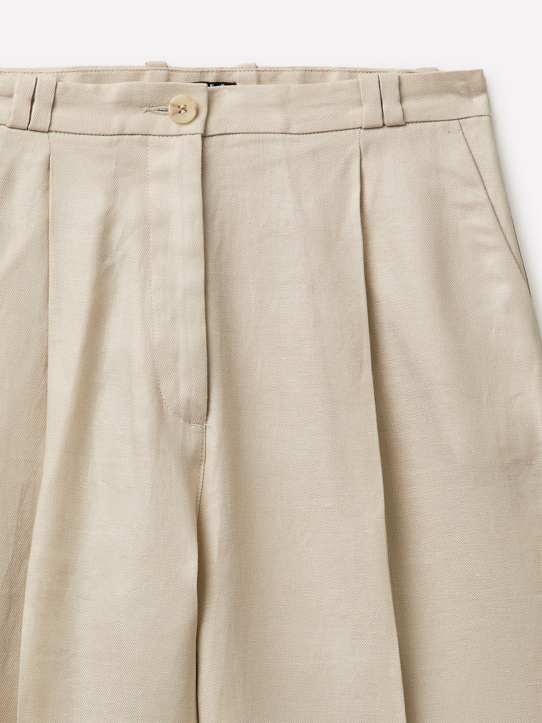 BERMUDA Femme image number null