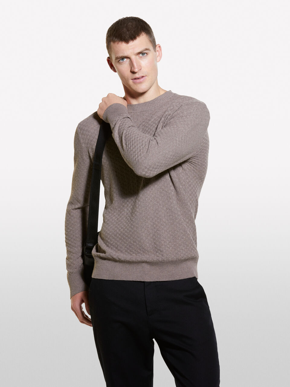 SWEATER L/S Homme image number null