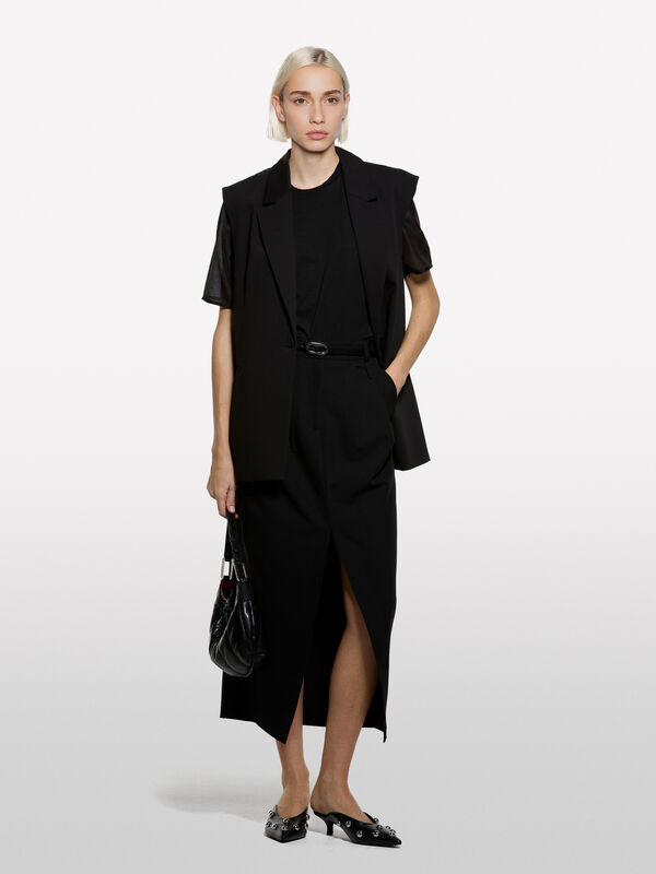 T-shirt noir avec transparence - t-shirts &agrave; manches courtes pour femme | Sisley