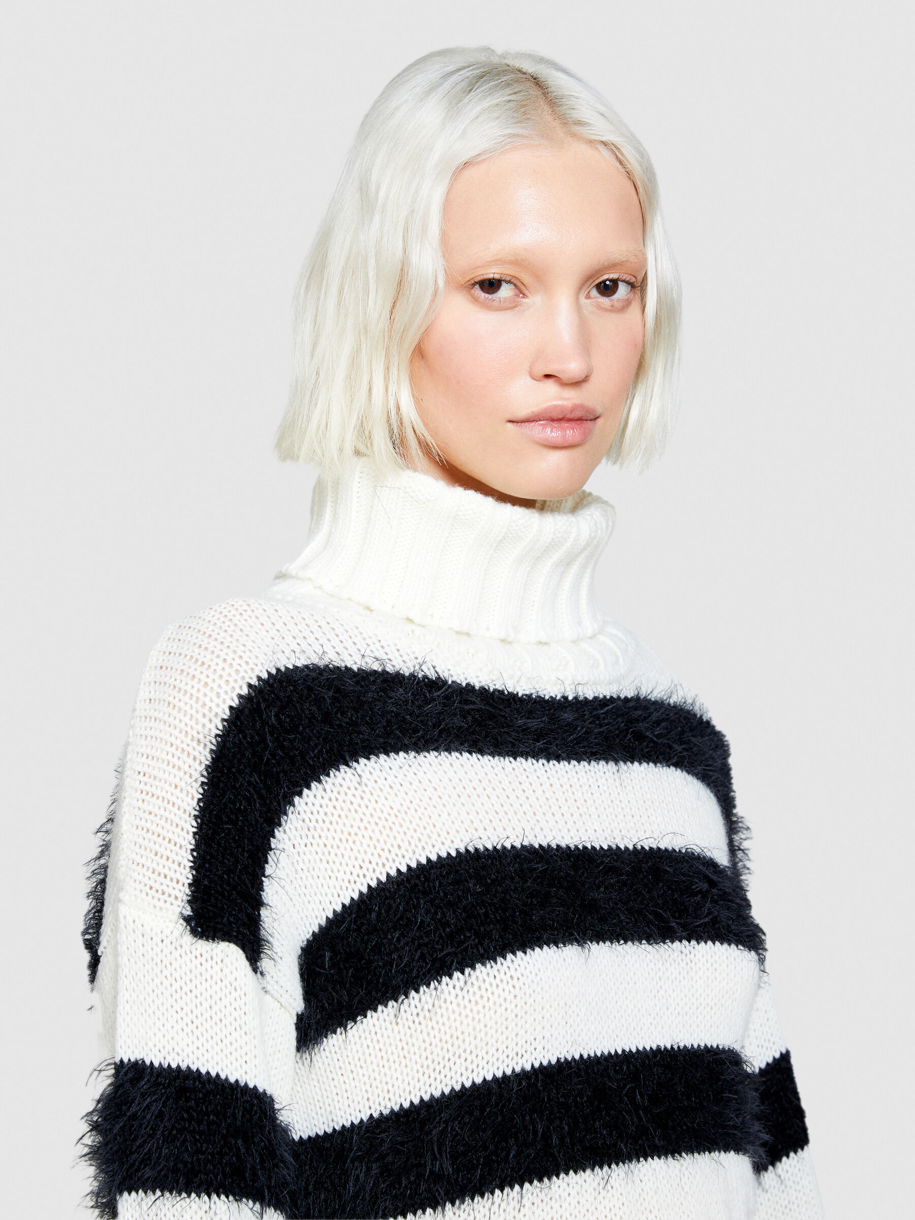 Zara pull hotsell raye femme