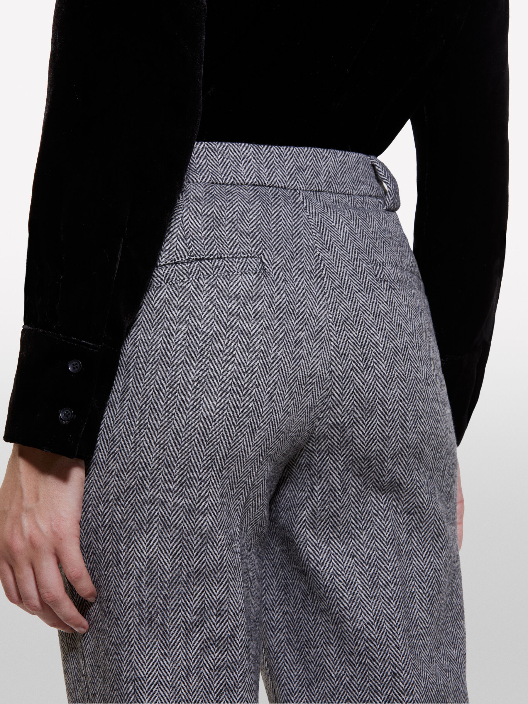 TROUSERS Femme image number null