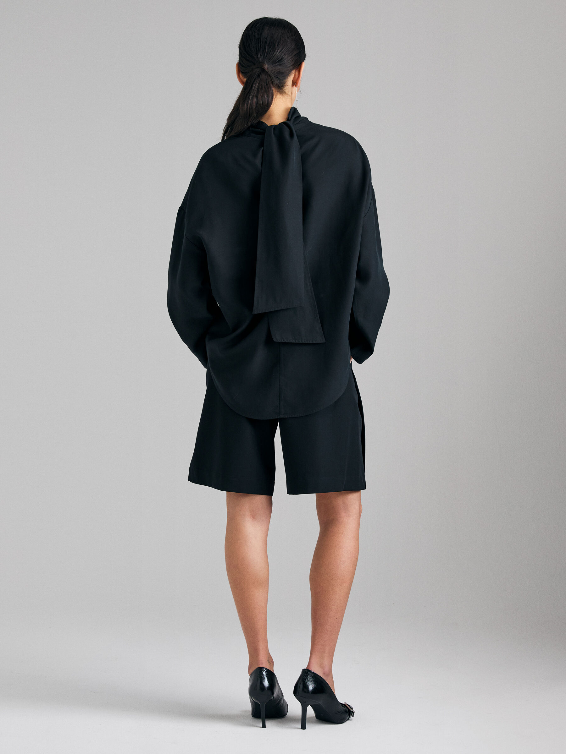 BERMUDA Femme image number null