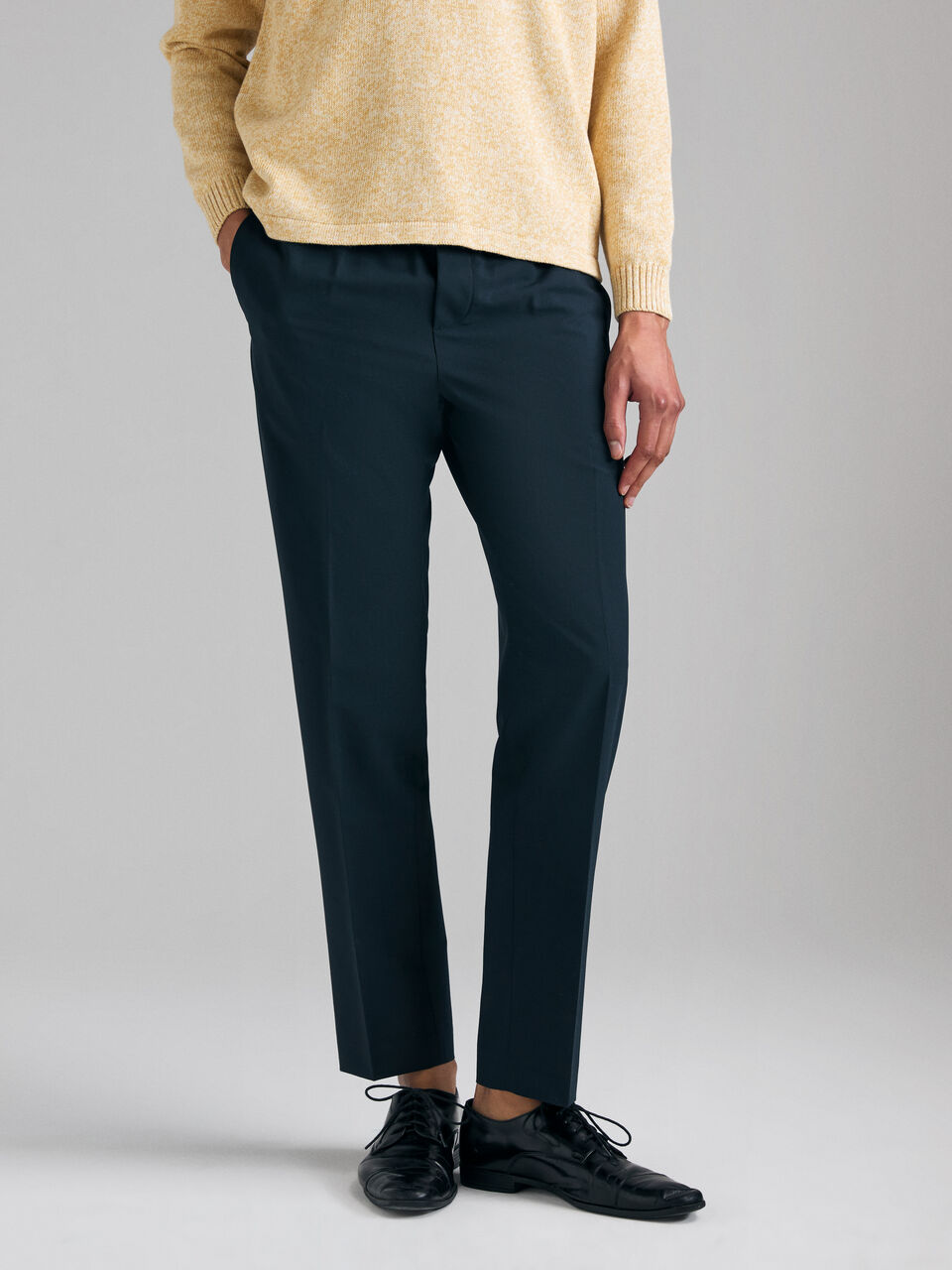 TROUSERS Homme image number null