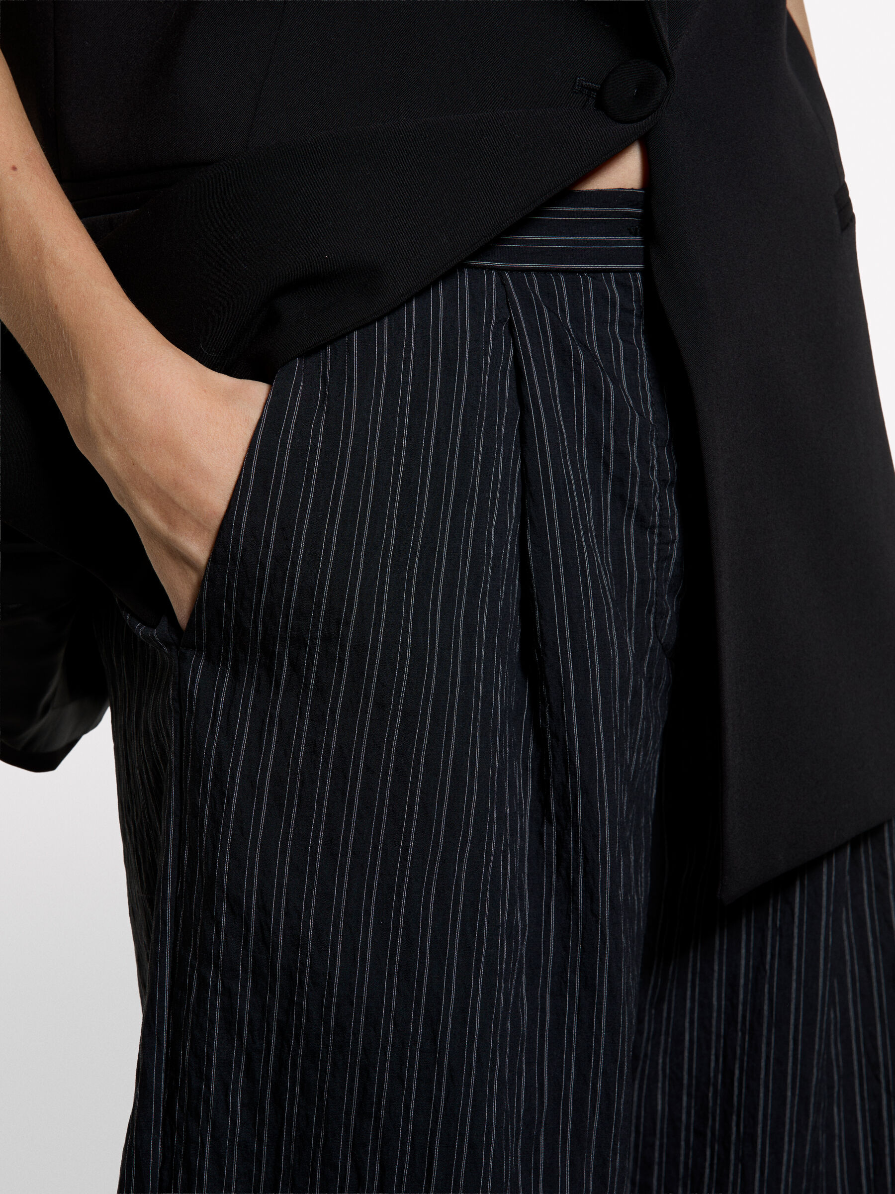 BERMUDA Femme image number null