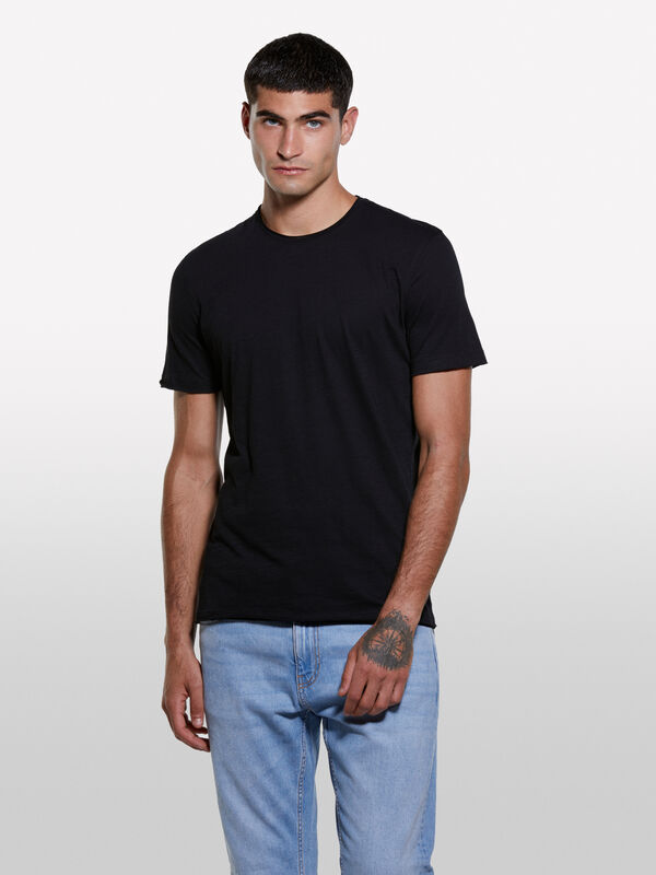 T-shirt noir slim à manches courtes - t-shirts à manches courtes pour homme | Sisley
