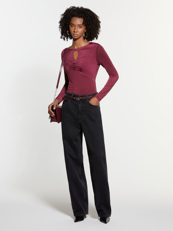 T-shirt bordeaux avec détails froncés T-shirt bordeaux avec détails froncés - t-shirts à manches longues pour femme | Sisley
