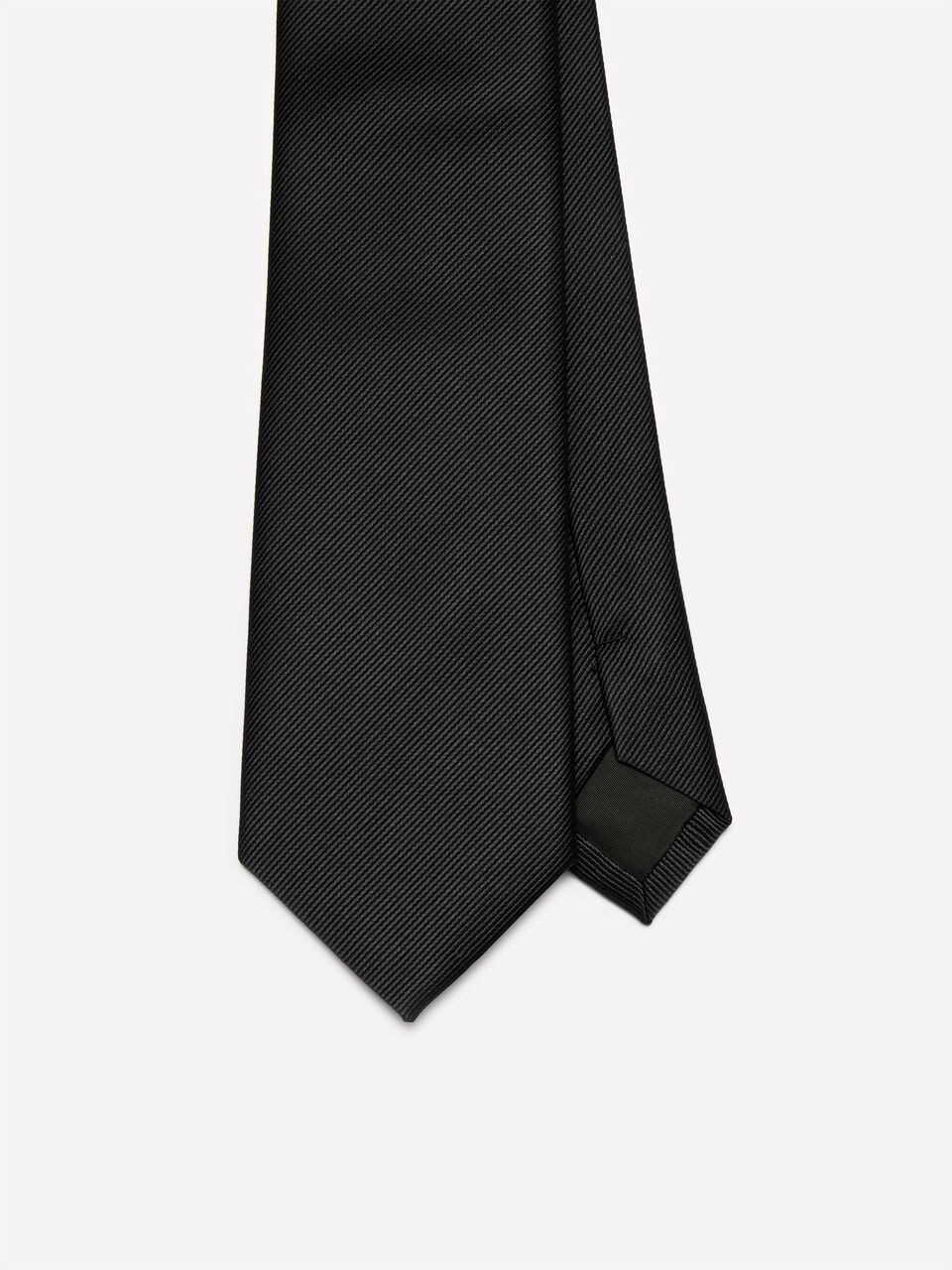 TIE Homme image number null