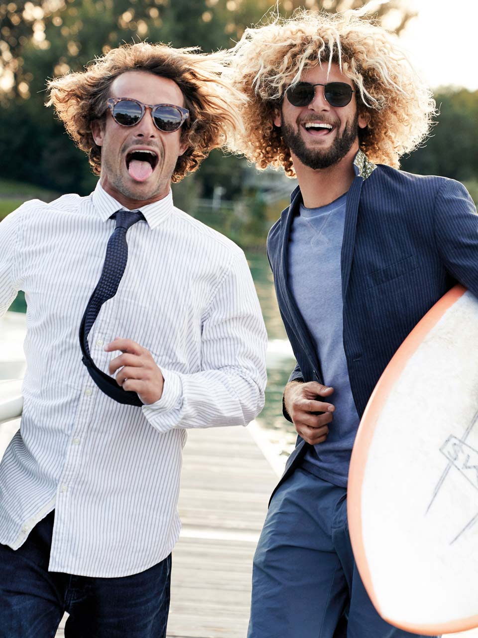 <span class="text-l  text-no-transform">the perfect wave</span> <span class="text-m alternative text-no-transform">i <span class="text-m  text-lowercase color-red">am</span> sisley</span> sisley